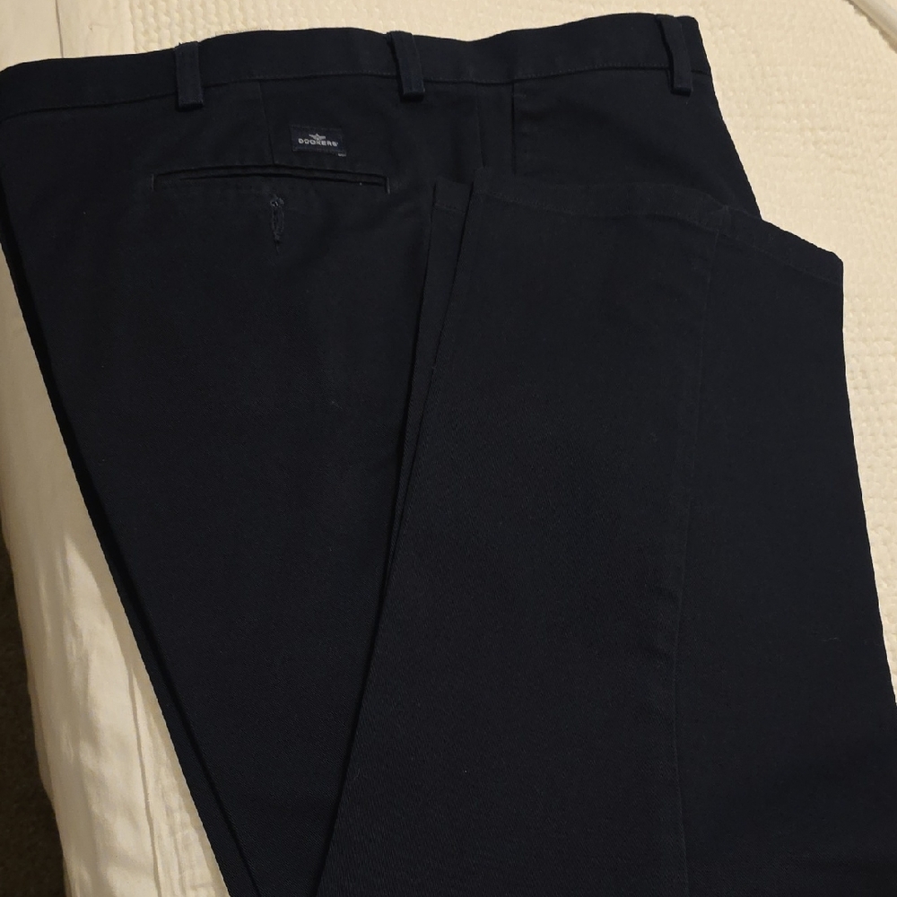Dockers Men's Dark Navy Dress Pants/